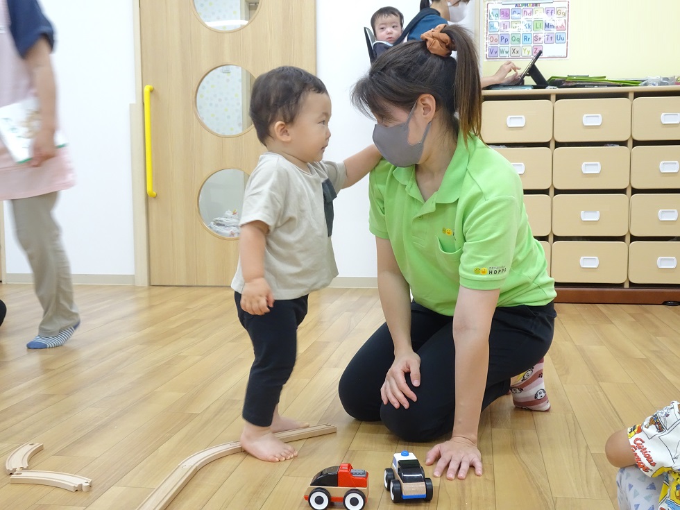 ネイティブの先生と子どもたちの日常