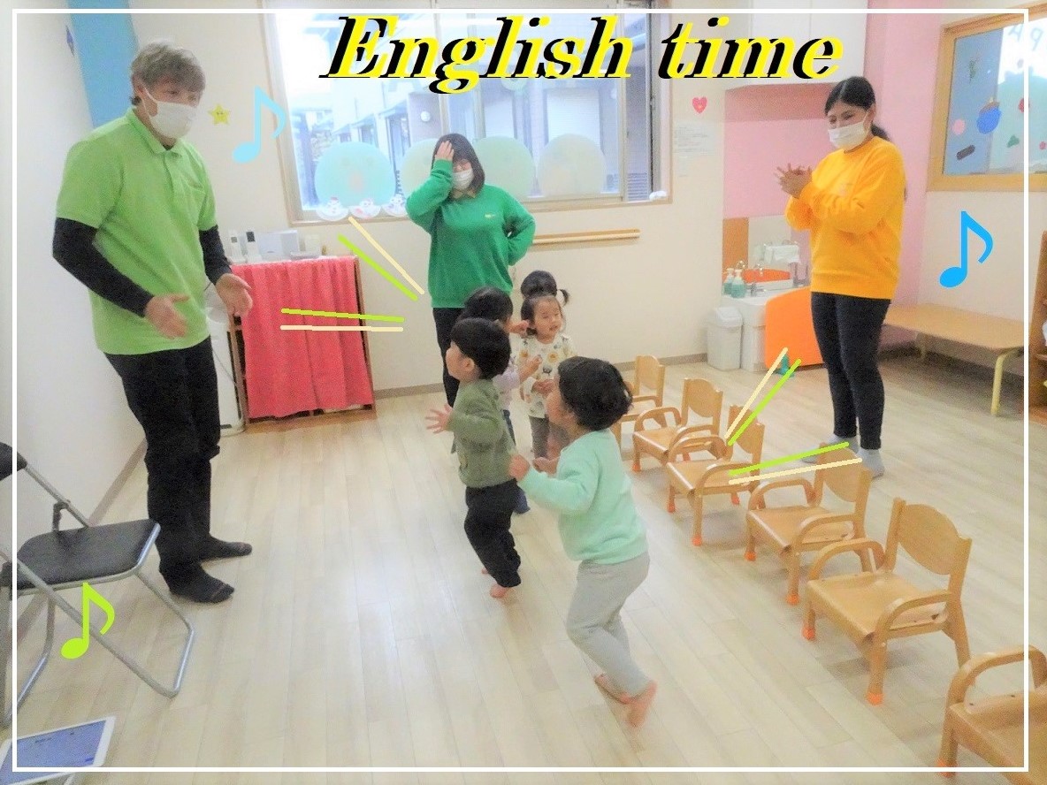 【動画あり】こんなに成長！１歳児（スピカ組）のEnglish time！