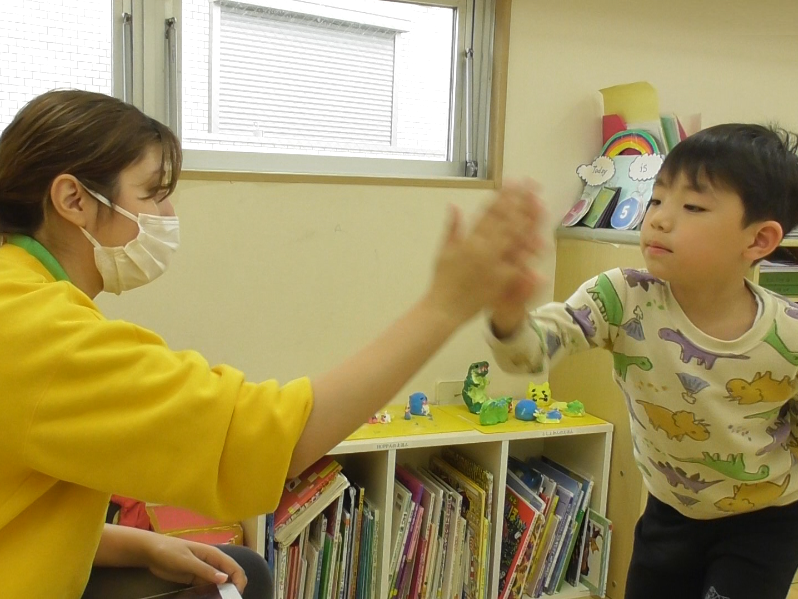 【動画あり】HOPPA柳沢　５歳児さんに英語でインタビュー